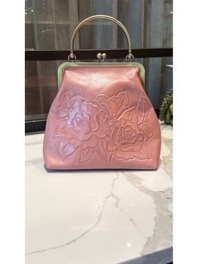 Patricia Nash Novella Pink Rose Tooled Leather Kiss Lock Frame Bag